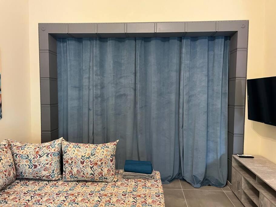 Spacious And Beautiful House ピレウス エクステリア 写真